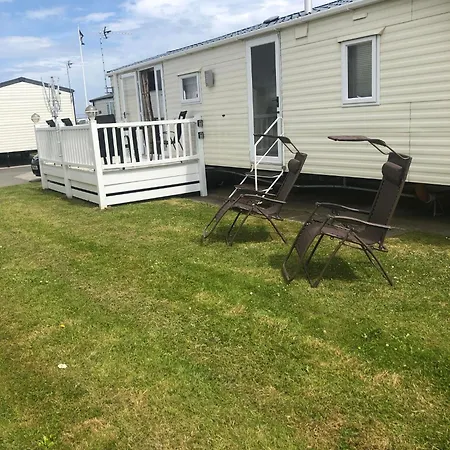3 Bedrooms, 8 Berth Caravan, Lyons Robin Hood In Rhyl Extérieur photo