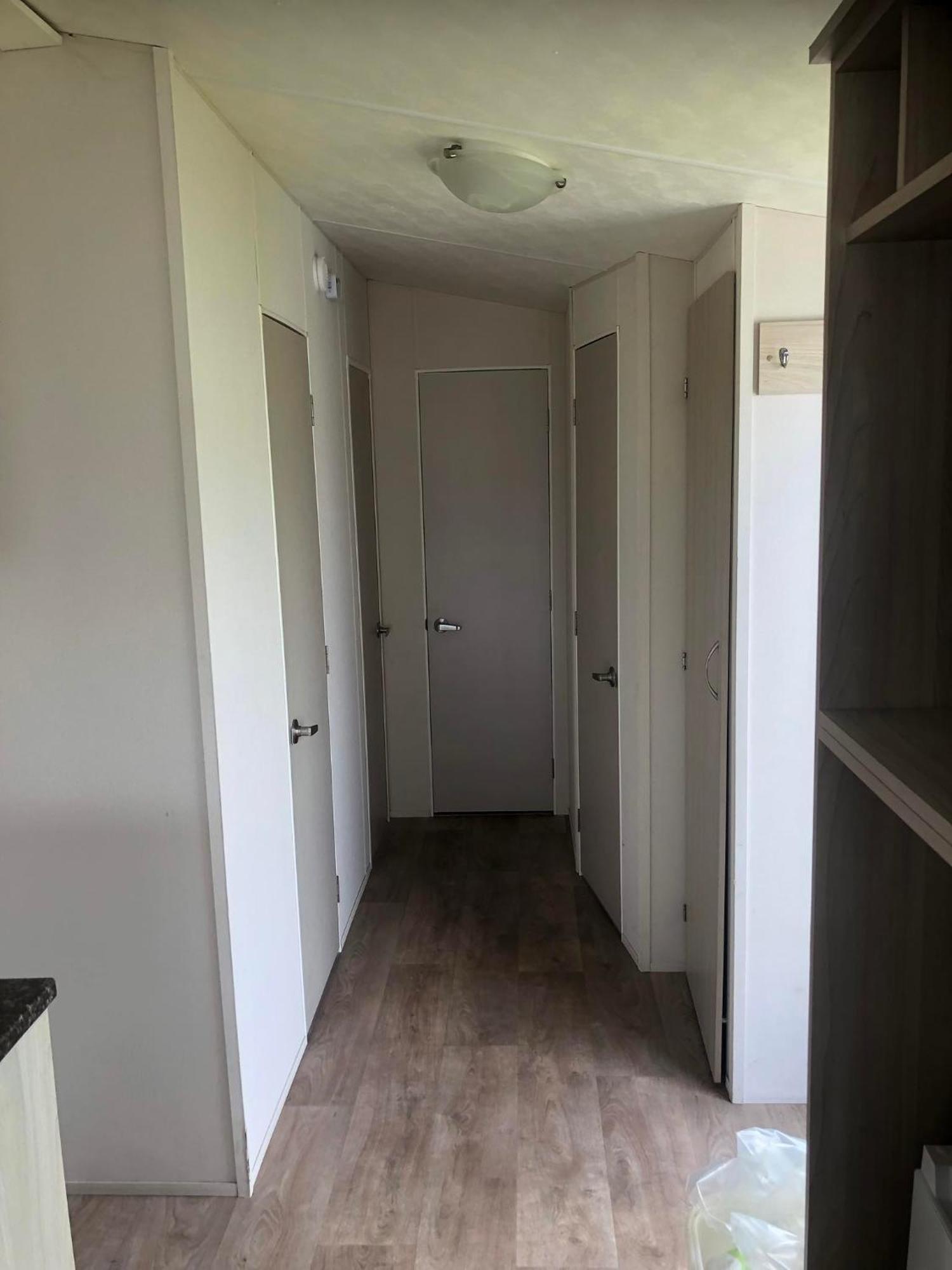 Campsite 3 Bedrooms, 8 Berth Caravan, Lyons Robin Hood In Rhyl