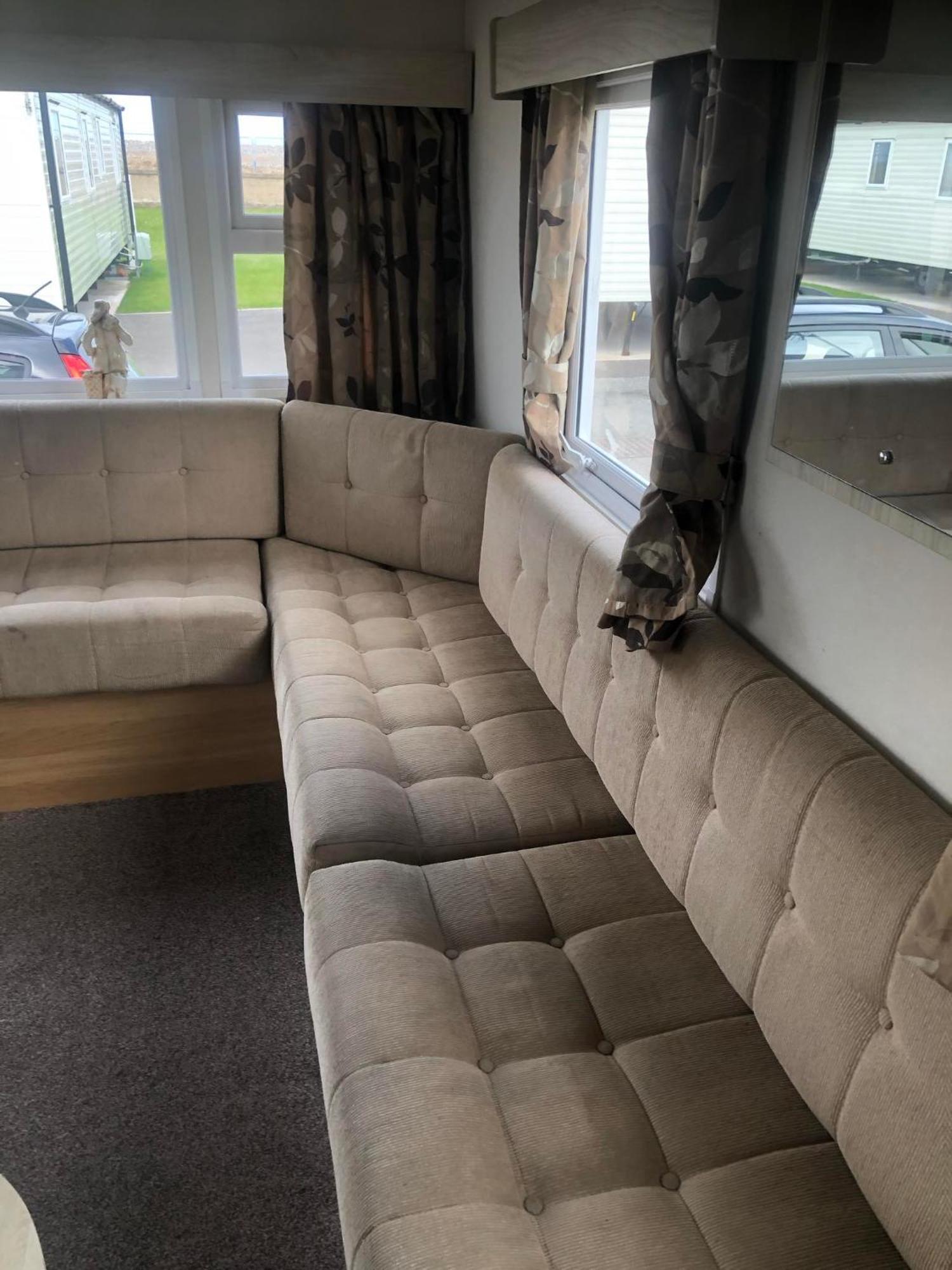 3 Bedrooms, 8 Berth Caravan, Lyons Robin Hood In Campsite Rhyl